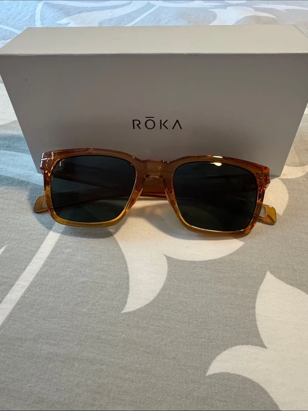 RŌKA Lockhart Sunglasses - Bourbon frames and polarized lenses